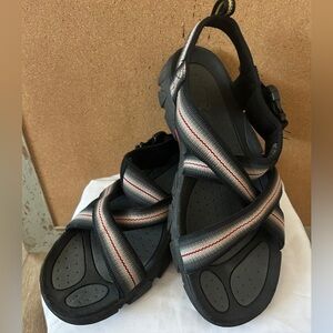 KEEN Newport H2 Men’s Hiking Sandals Size 12 Black Red Waterproof Outdoors‎